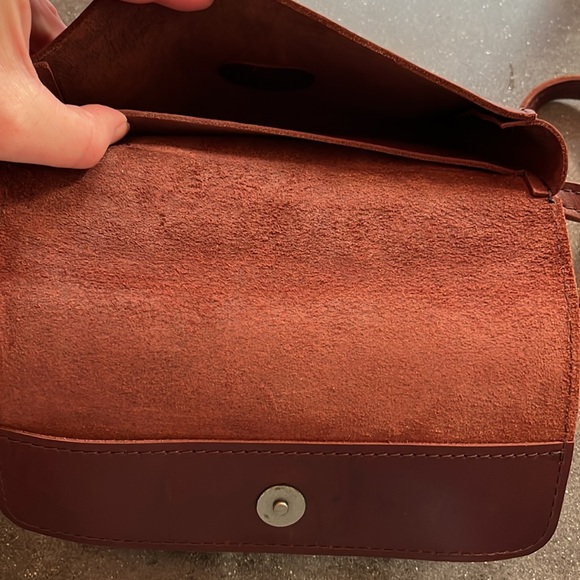 Portland Leather basic belt bag in cognac. Excellent used condition! - Picture 4 of 12